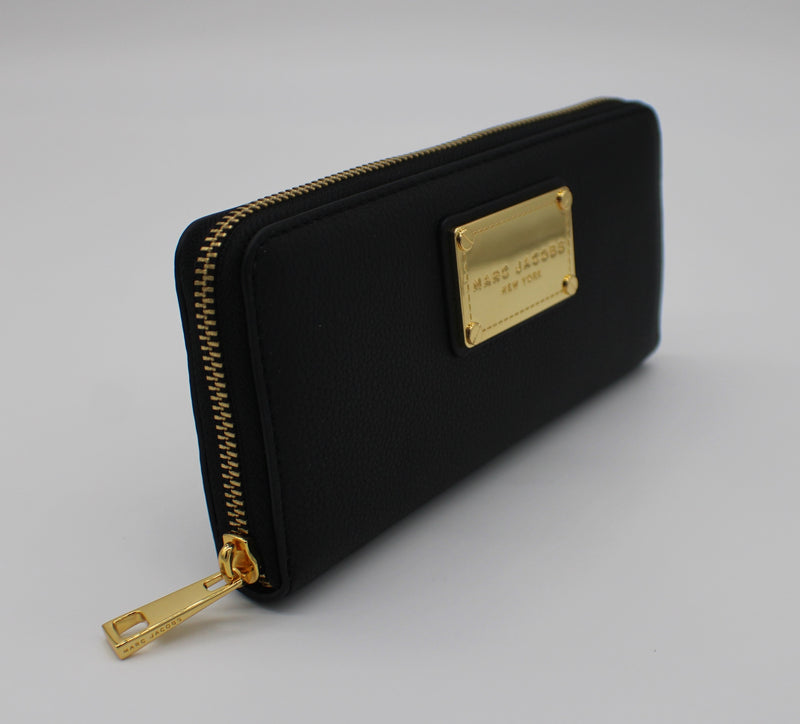 Marc Jacobs Classic Standard Continental Leather Wallet