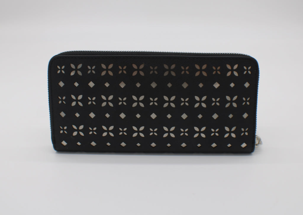 Buy Michael Kors Women Black Textured Large Coin Wallet for Women Online |  Trendin