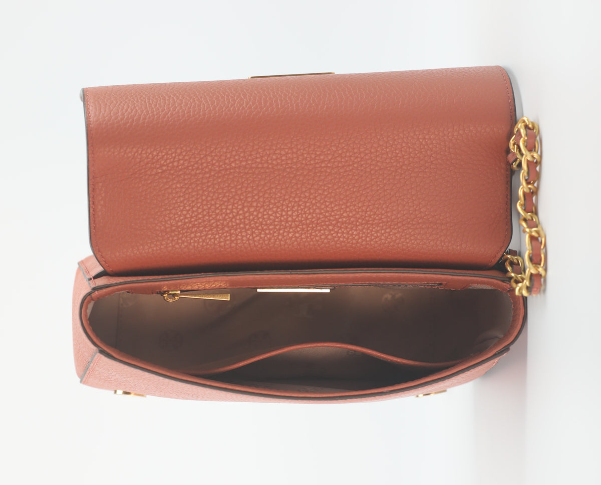 【TORY BURCH】 kira-diamond-quilt-pavé-logo-